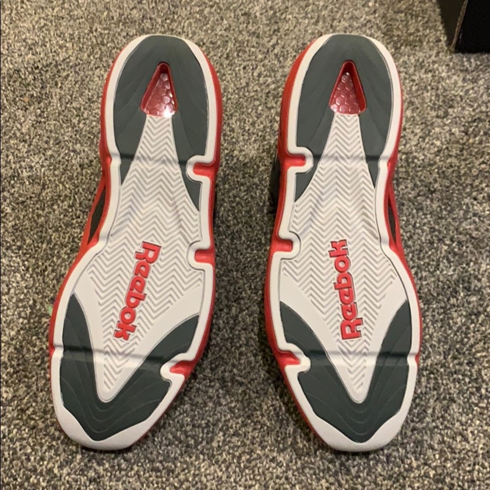 Reebok Sample - Picture 6 of 7
